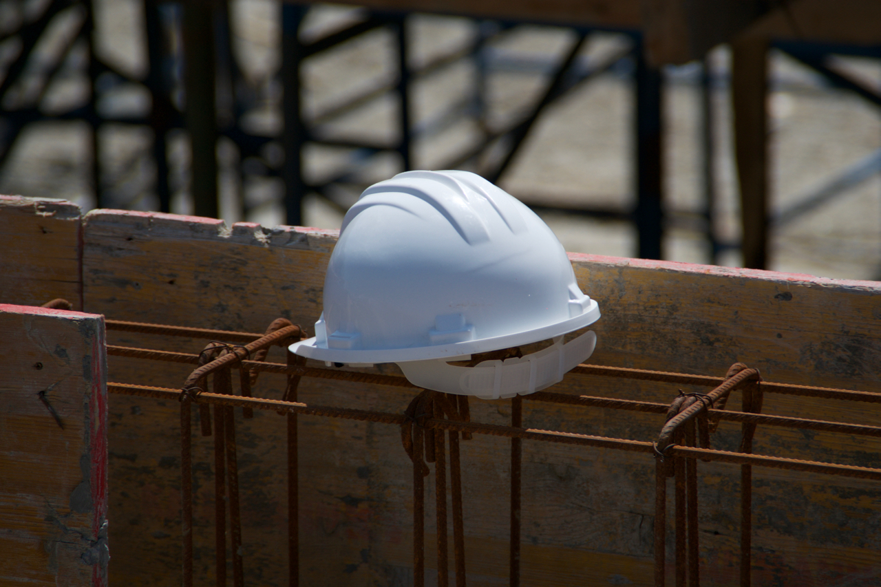 Aparare, infrastructura si logistica – sectoarele care atrag capital in plin conflict