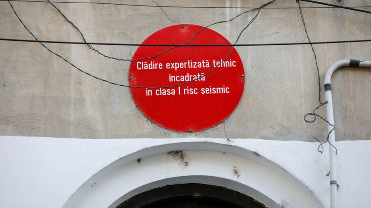 Investitii pentru consolidarea cladirilor cu risc seismic – conditii noi pentru finantarea de la bugetul de stat