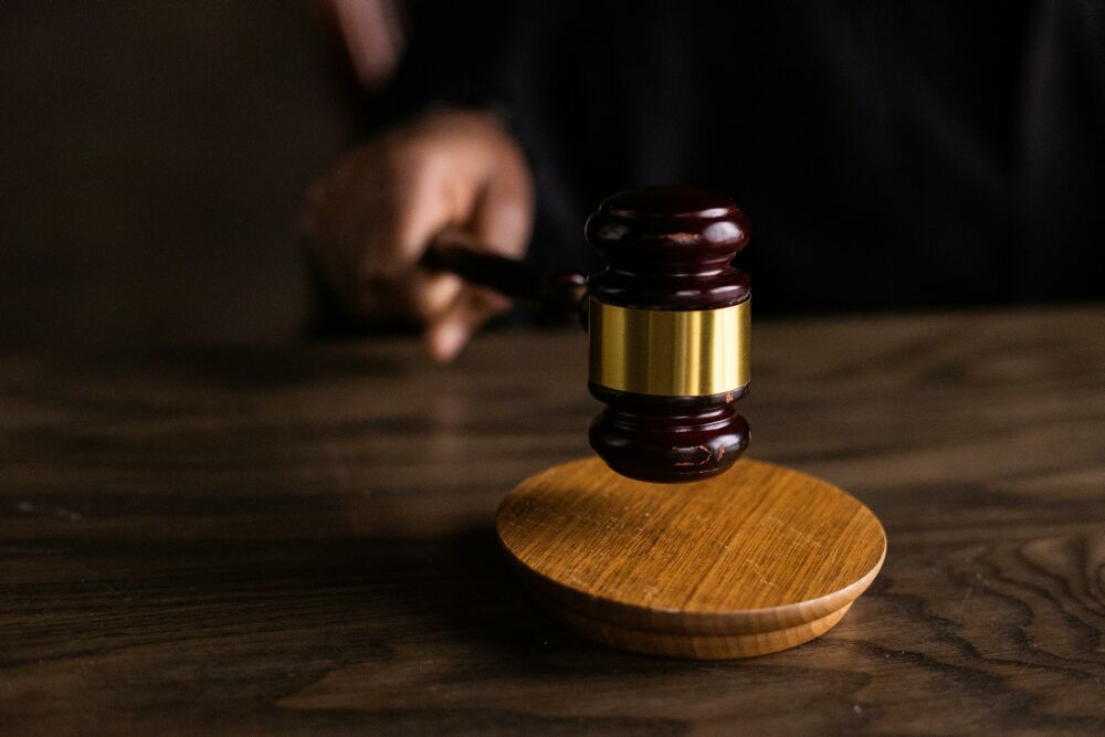 Primarul i-a cerut constructorului sa imparta profitul obtinut dintr-un contract de lucrari publice