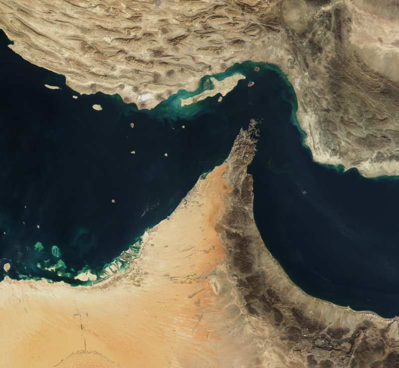 Inchiderea stramtorii Hormuz de catre Iran afecteaza pietele energetice globale