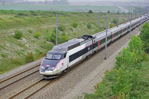 Vom avea un coridor feroviar de mare viteza Constanta – Oradea, pe 782 km